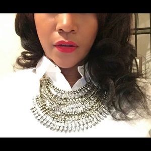 Classic statement necklace